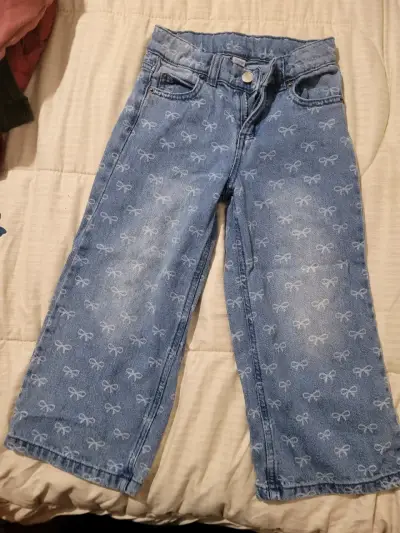 Vendo Lote de ropa talla 4-6 niña - miniatura 6