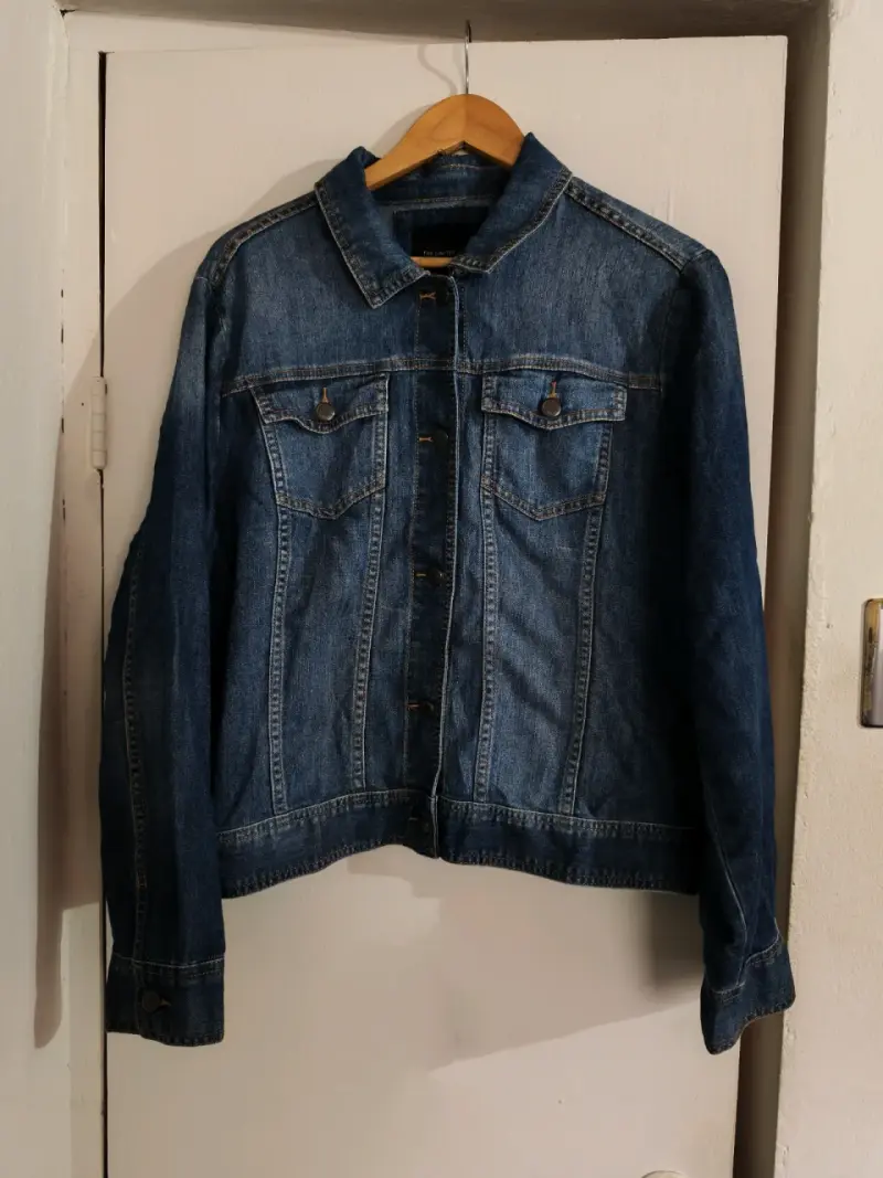 Chaqueta de mezclilla azul para mujer