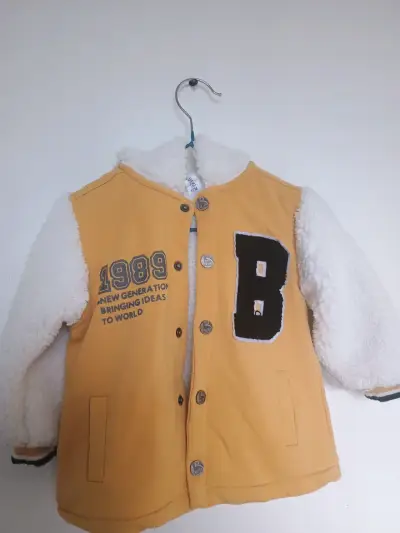 Chaqueta de bebé amarilla con forro polar - miniatura 2
