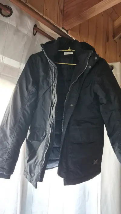 Chaqueta negra acolchada para niño H&M - miniatura 1