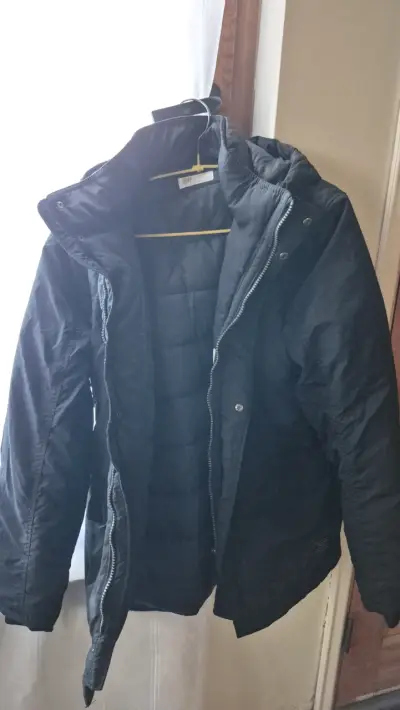 Chaqueta negra acolchada para niño H&M - miniatura 2