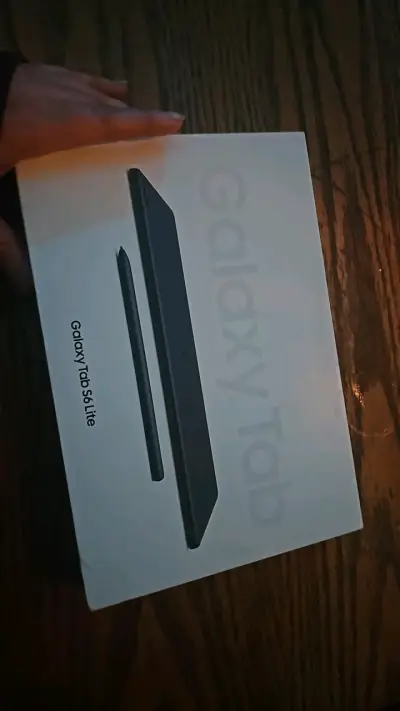 Tablet Samsung Galaxy Tab S8 con S Pen - miniatura 5
