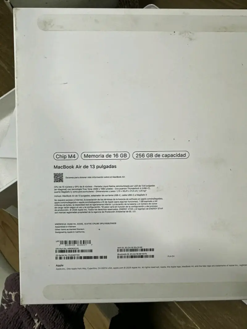 MacBook Air 13 pulgadas 16GB RAM 256GB SSD - 4