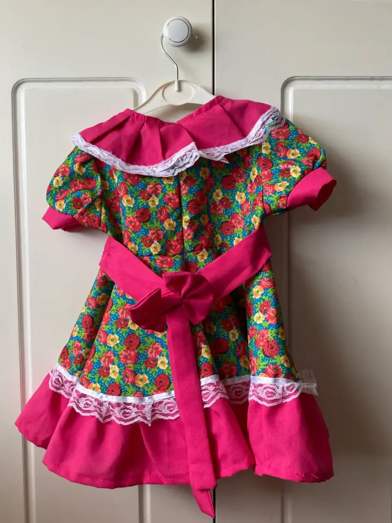 Vestido de niña con estampado floral y encaje - 2