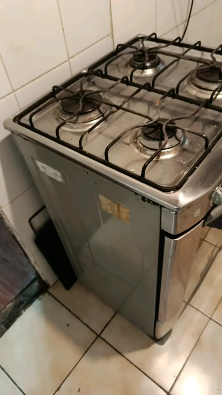Cocina a gas Mabe de 4 quemadores - 2