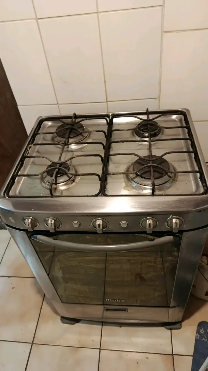 Cocina a gas Mabe de 4 quemadores - 3