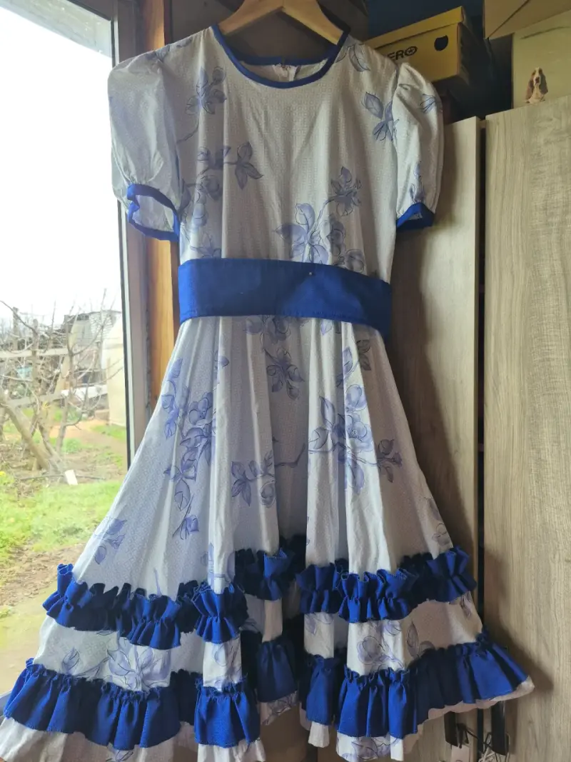 Vestidos de cueca y capa para Mujer - 4