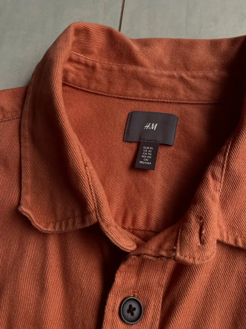 Camisa de hombre color terracota H&M - 2