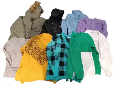 Lote de ropa de invierno para mujer en varios colores - miniatura 2