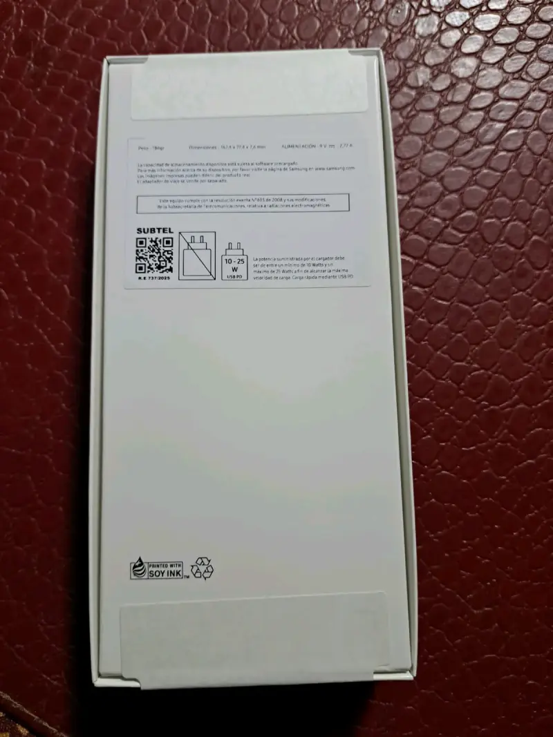 Smartphone Samsung Galaxy A07 con diseño delgado - 1