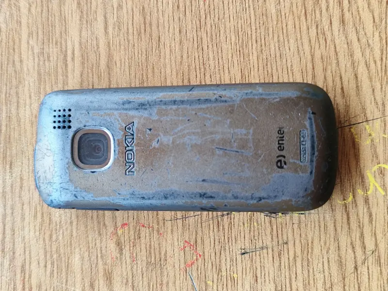 Celular Nokia Modelo C1-01 - 2
