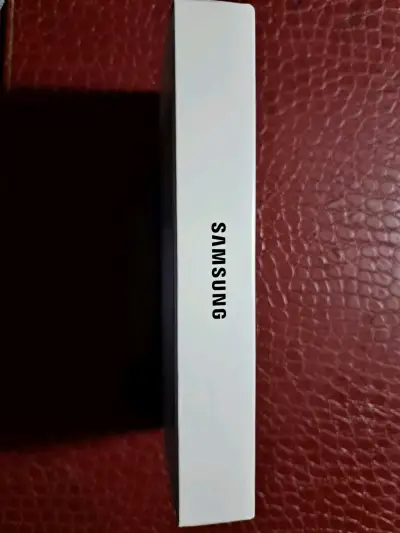 Smartphone Samsung Galaxy A07 con diseño delgado - miniatura 3