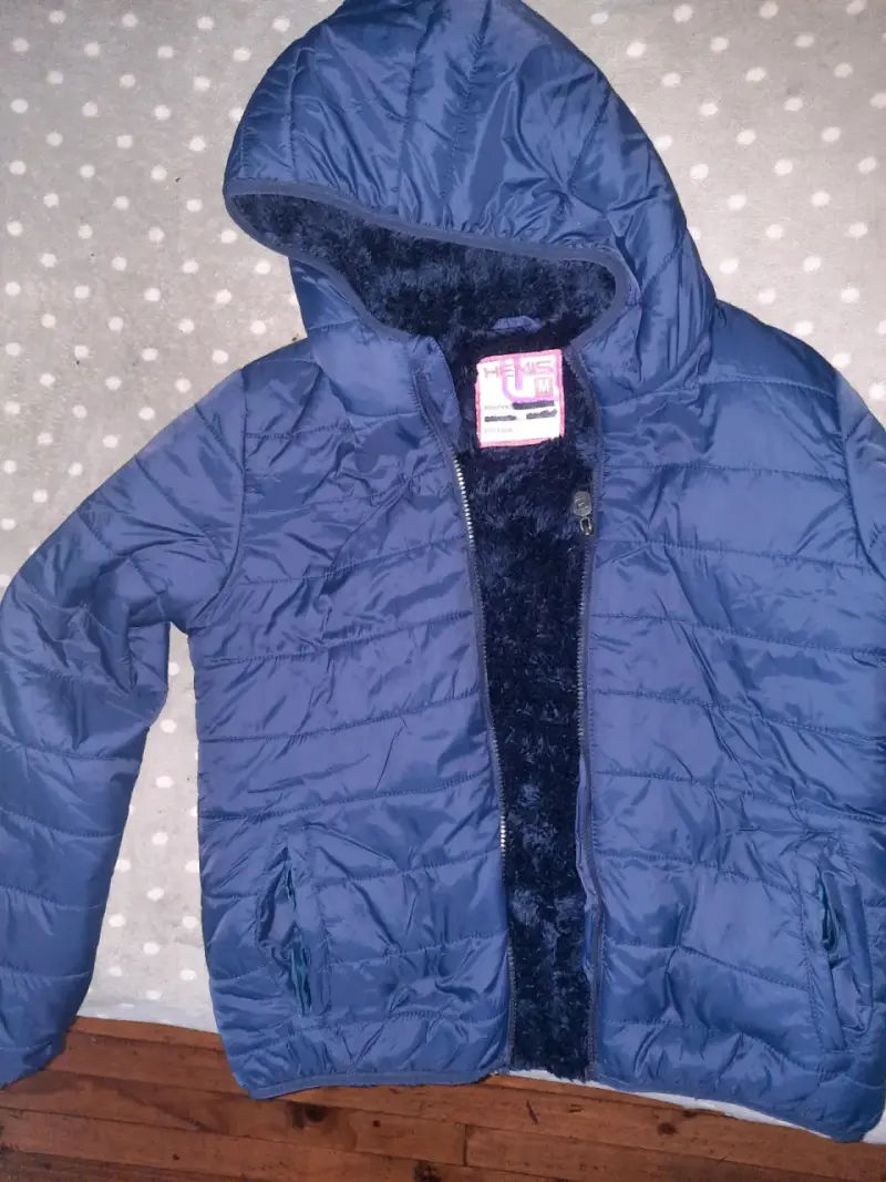 Chaqueta azul con capucha para mujer - 1