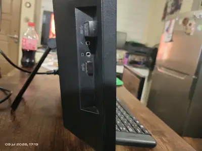 Computador All-in-One - miniatura 1