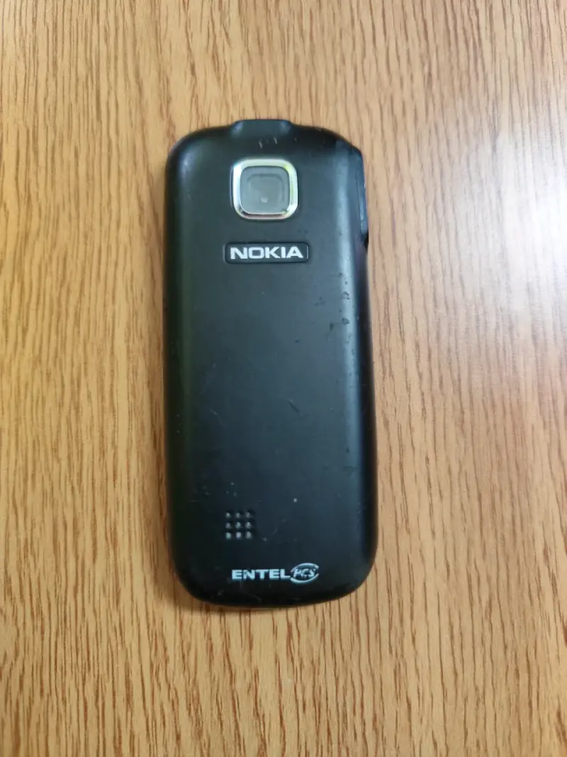 Teléfono Nokia 2330c - 2