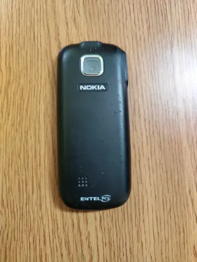 Teléfono Nokia 2330c - miniatura 2