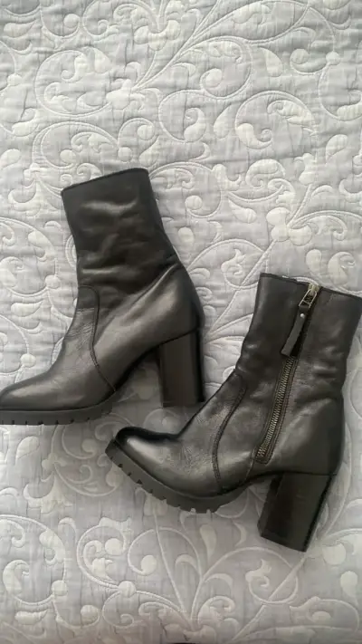 Botines nuevo 22cm cuero Vía Uno,  negro con piel - miniatura 1