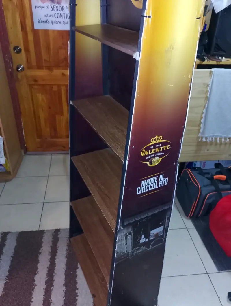 Estantería de exhibición Valente de madera - 2