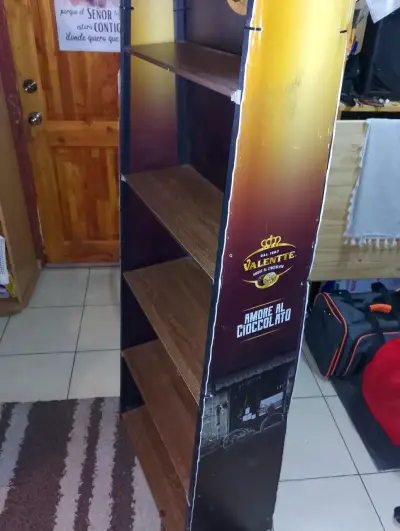 Estantería de exhibición Valente de madera - miniatura 2