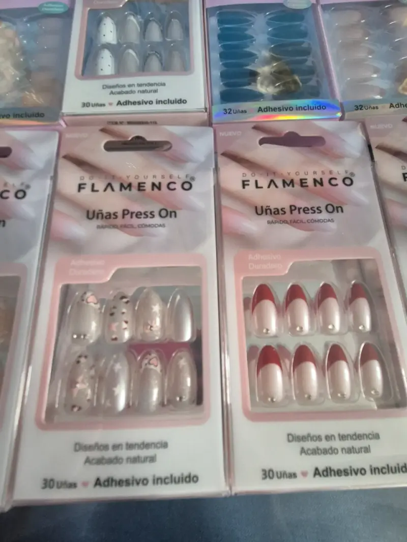 Uñas postizas Flamenco Press On con adhesivo - 4