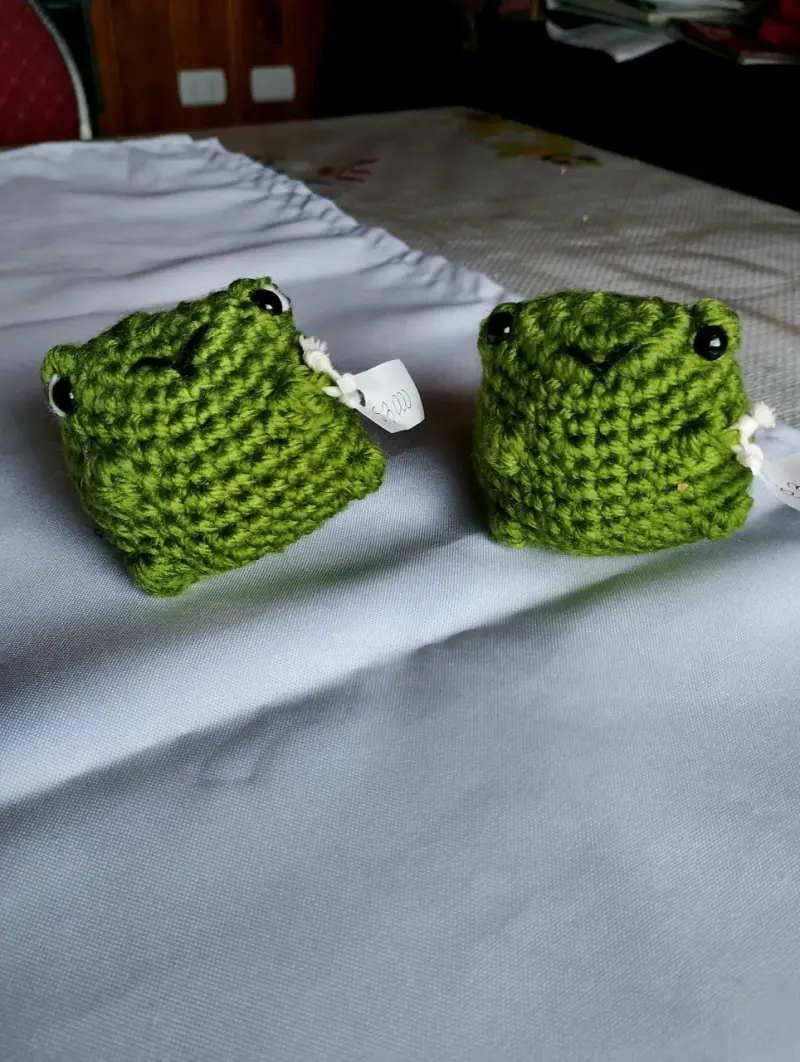 Peluches tejidos a mano de animales coloridos - 2