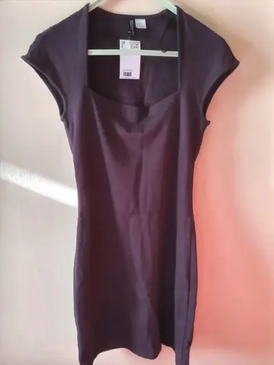 Vestido Burdeo sin Mangas - miniatura 1