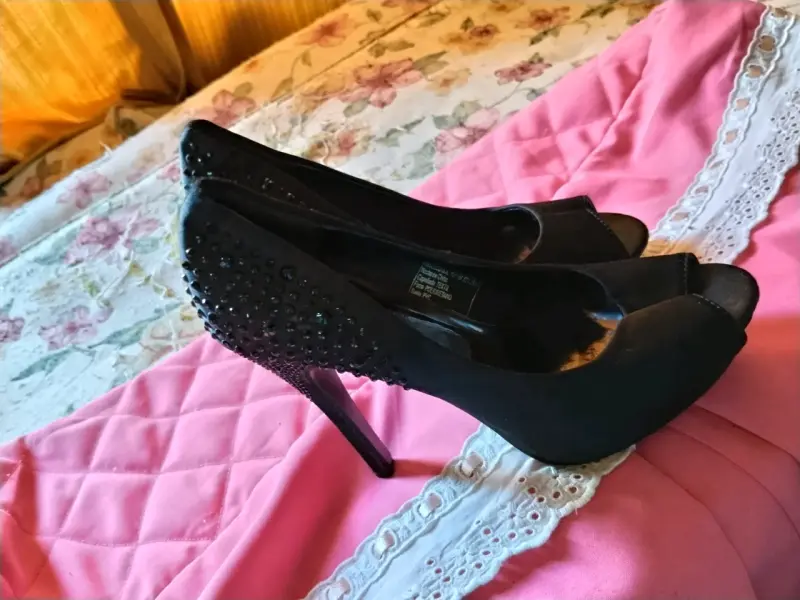 Tacones negros con apliques brillantes Alquimia - 5