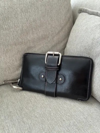 Billetera o clutch de cuero negra Marc Jacobs - miniatura 1