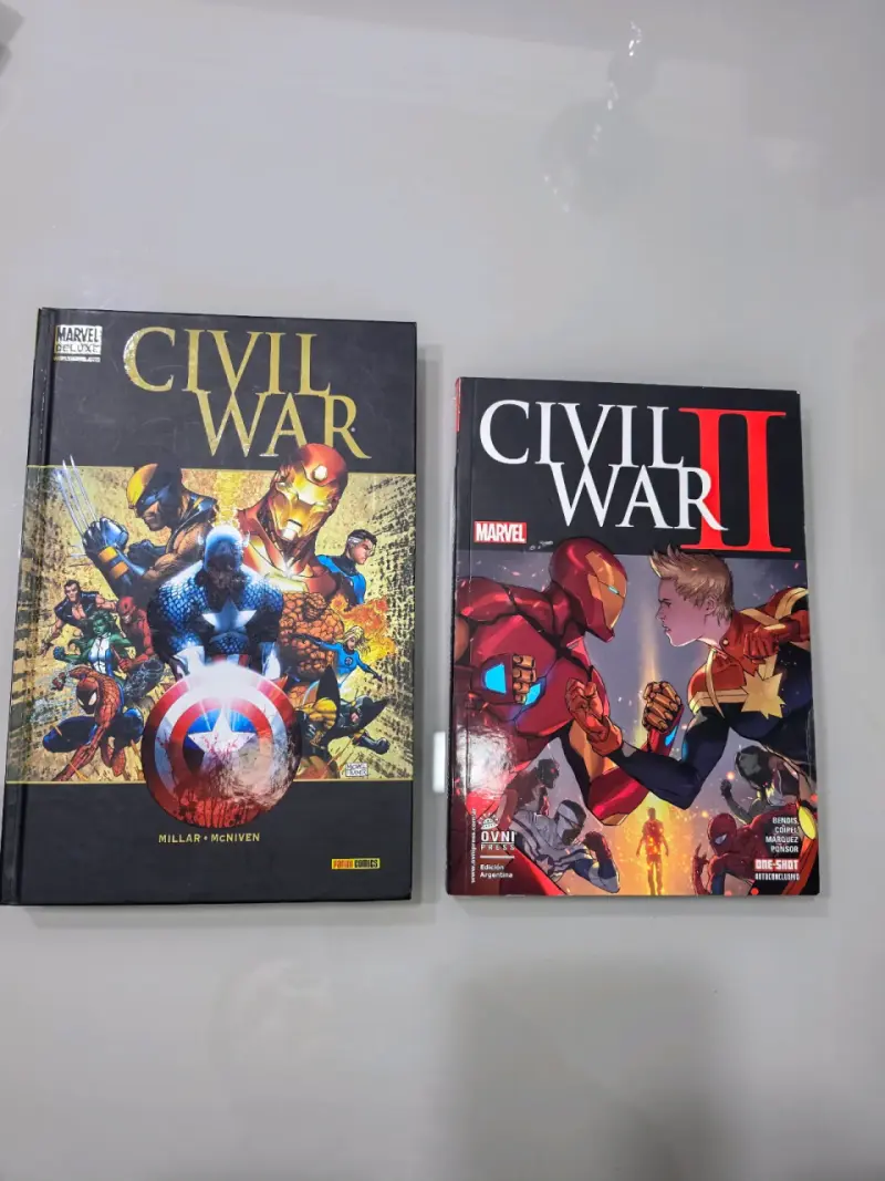 Pack de cómics Civil War 1 y 2 Marvel - 2