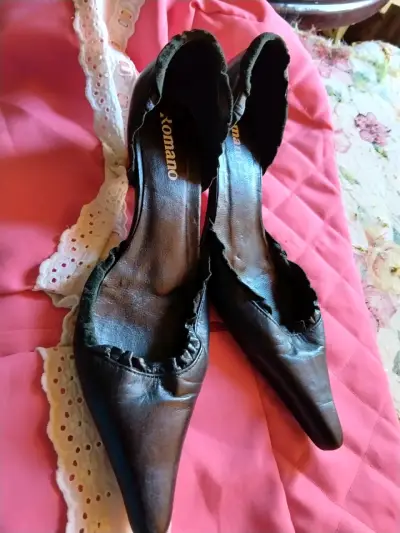 Zapatos de Tacón Negro Romano para Mujer - miniatura 1