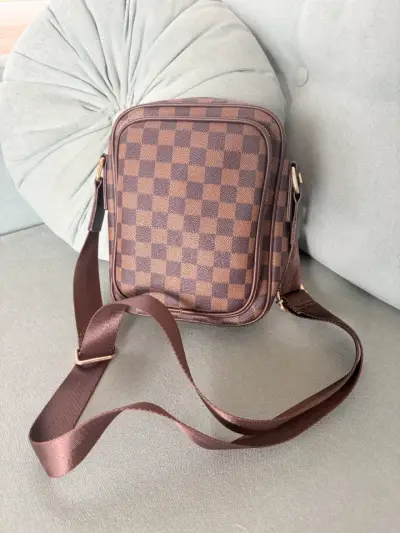 Bolso cruzado de cuadros marrón elegante - miniatura 1