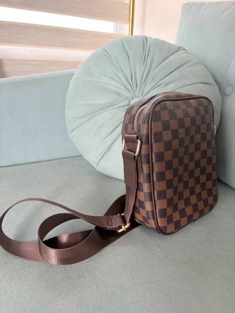 Bolso cruzado de cuadros marrón elegante - 2