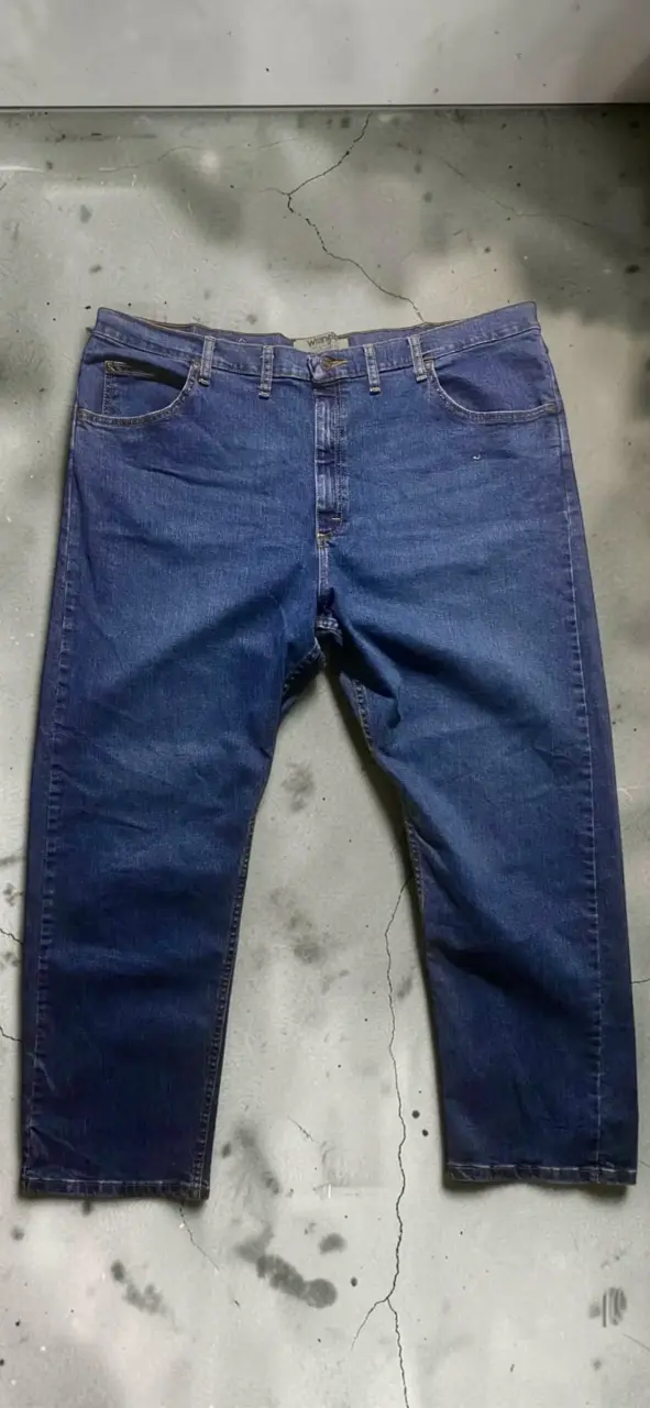 Jeans Wrangler azul clásico para hombre - 5