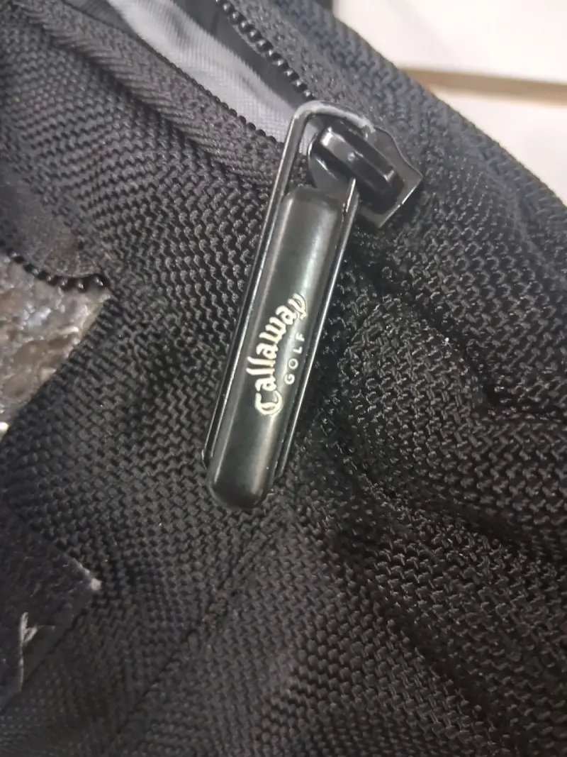 Bolso de golf Callaway negro con múltiples compartimentos - 2