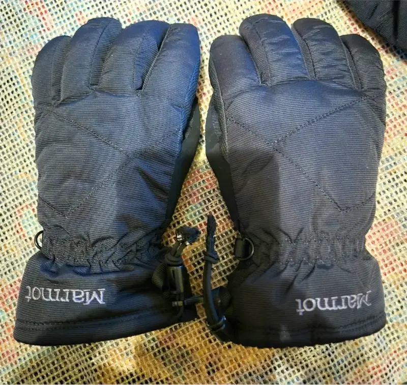 Guantes de invierno Marmot negros niños