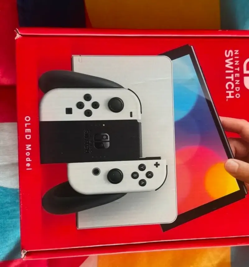 Consola Nintendo Switch OLED Modelo Blanco - 2