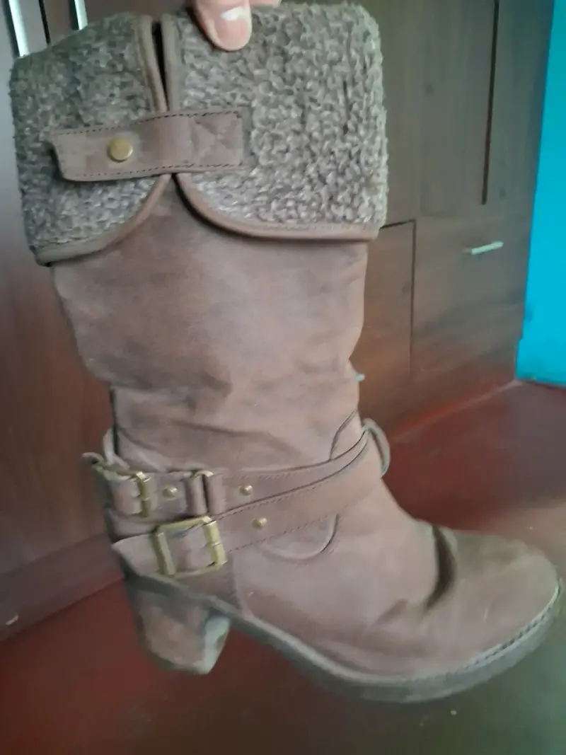 Botas de cuero marrón con forro de lana - 1