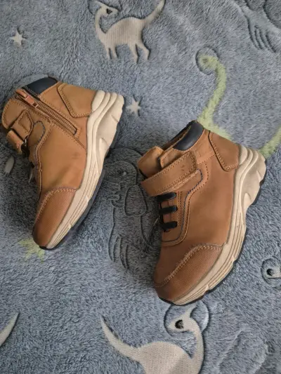 Botines para niños color marrón 28 - miniatura 1