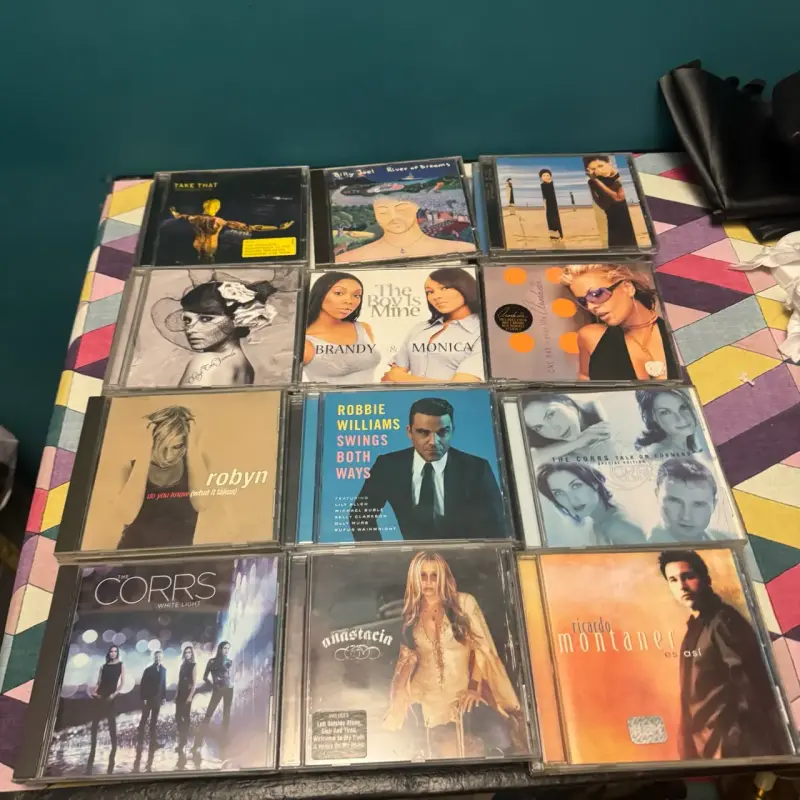 CDs de música pop y rock 5.000 C/U - 3