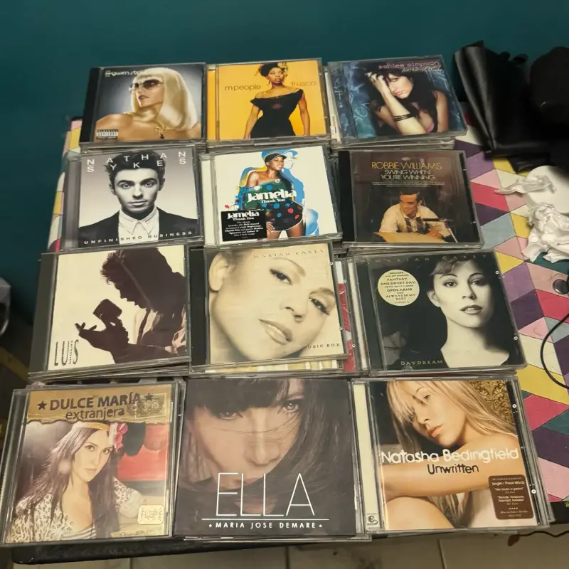 CDs a 5.000 c\u  música pop y rock variados - 4