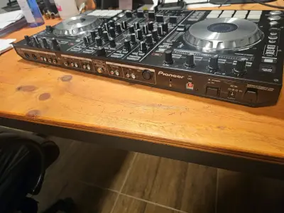 Controlador DJ Pioneer DDJ-SX - miniatura 4