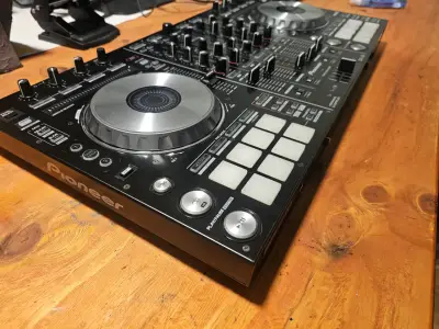Controlador DJ Pioneer DDJ-SX - miniatura 5