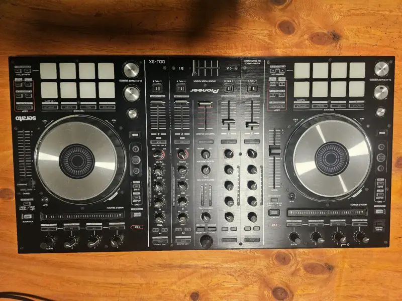 Controlador DJ Pioneer DDJ-SX - 6