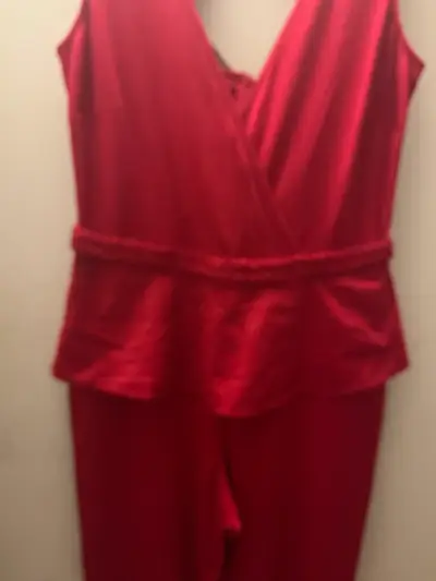 Enterito rojo elegante para mujer - miniatura 2