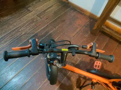 Bicicleta infantil naranja Btwin - miniatura 4