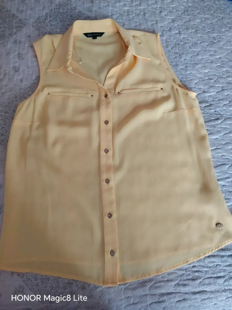 Blusa sin mangas amarilla Ma Griffe
