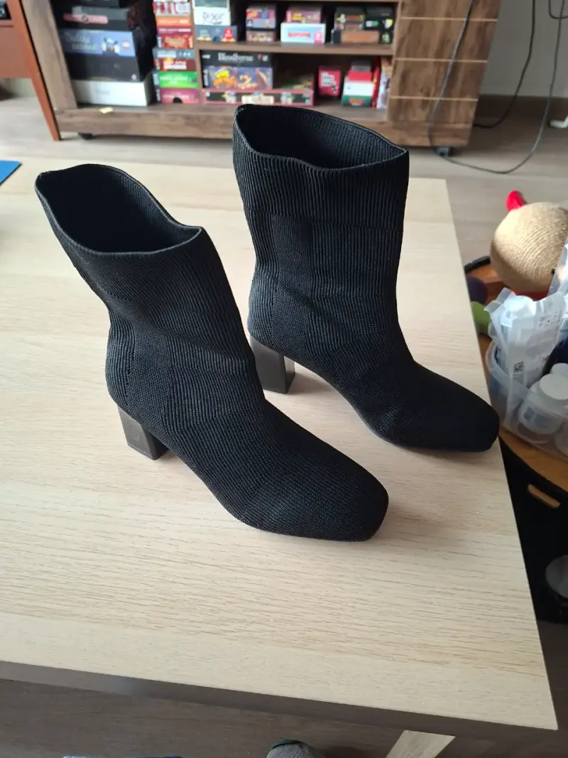 Botines de tacón alto negros elegantes - talla 39 - 2