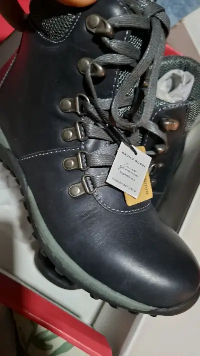 Botas de montaña Bruno Rossi negras - miniatura 1