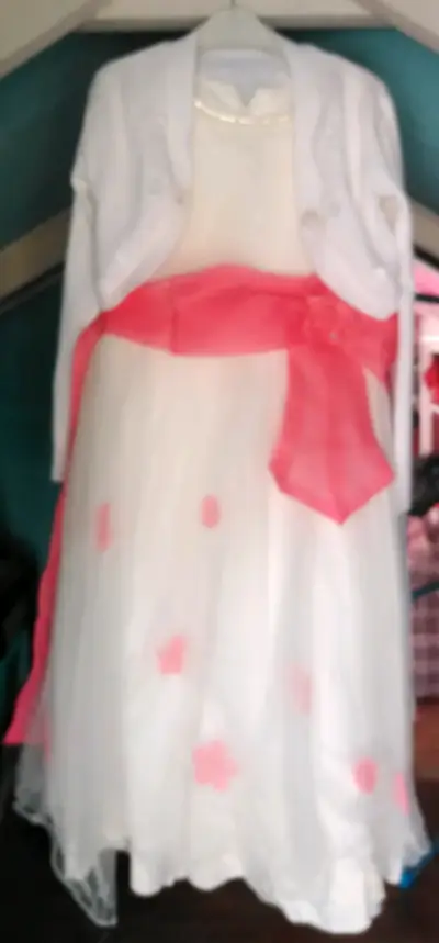 Vestido de niña blanco con lazo rosa - miniatura 1