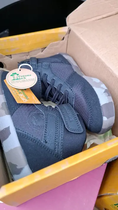 Zapatillas negras para niños Panama Jack - miniatura 2